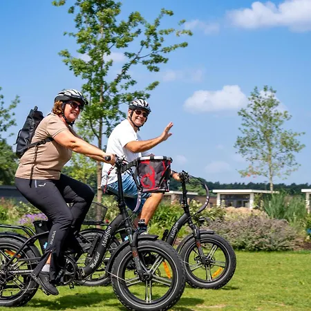 Stellplatz Auf Basic 52 Mit Wasser, Abwasser, Strom Nach Bedarf * Bruggen (Viersen)